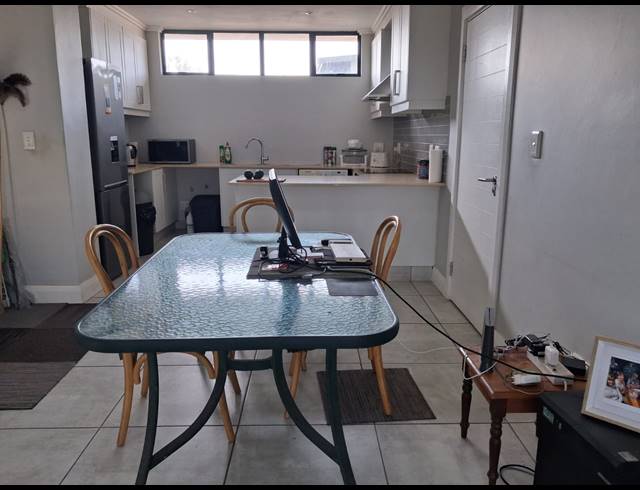 2 BEDROOM TOWNHOUSE FOR SALE IN PALM LAKES ESTATE